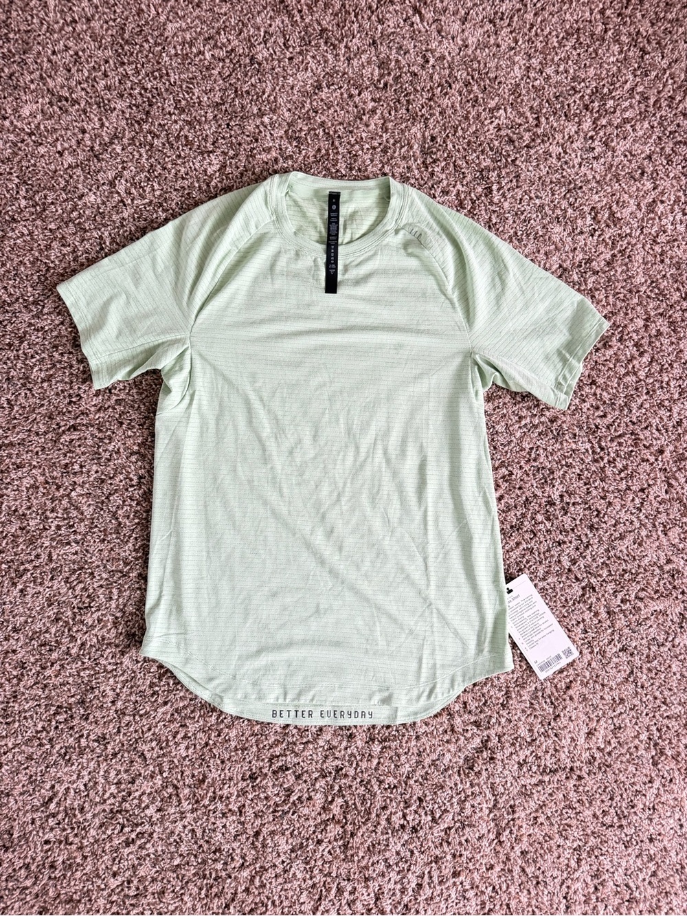 Lululemon Men’s Drysense Short Sleeve Shirt, size Medium NEW w/ tags